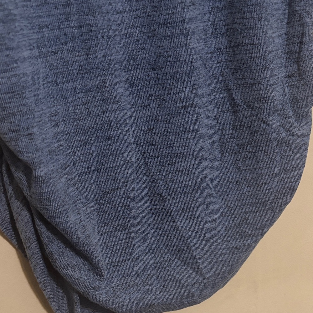 Faded Glory Heathered Blue Long-Sleeve Scoop Neck Top with Lace Back - Picture 4 of 7